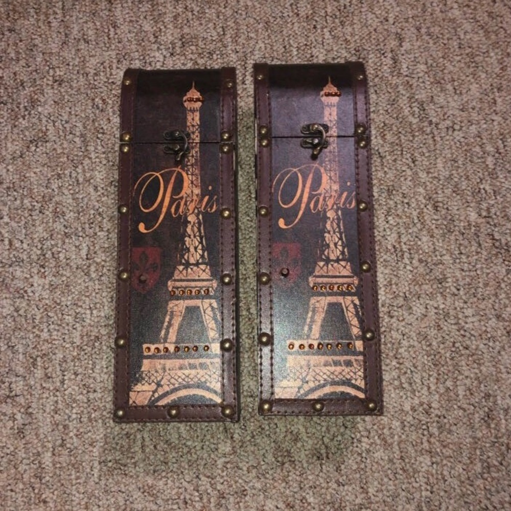 Eiffel Tower Storage Pieces